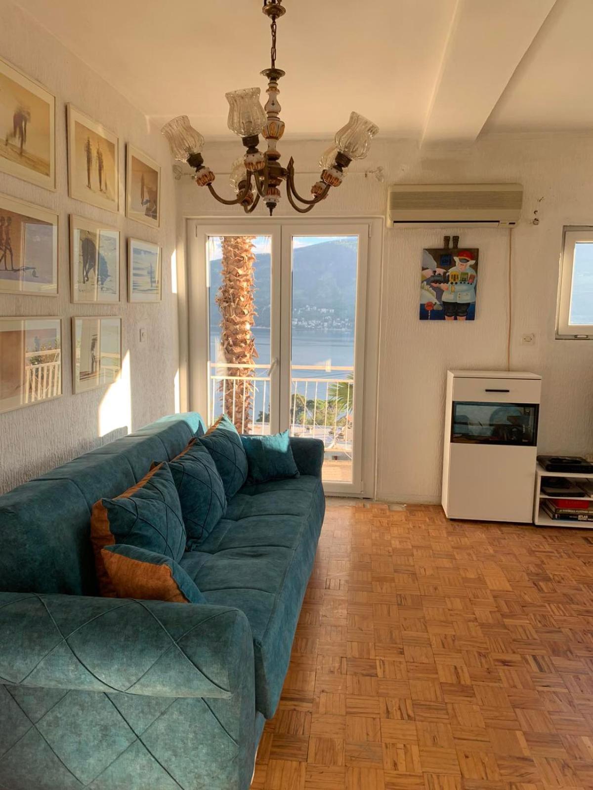 Apartments Maya Herceg Novi Bagian luar foto